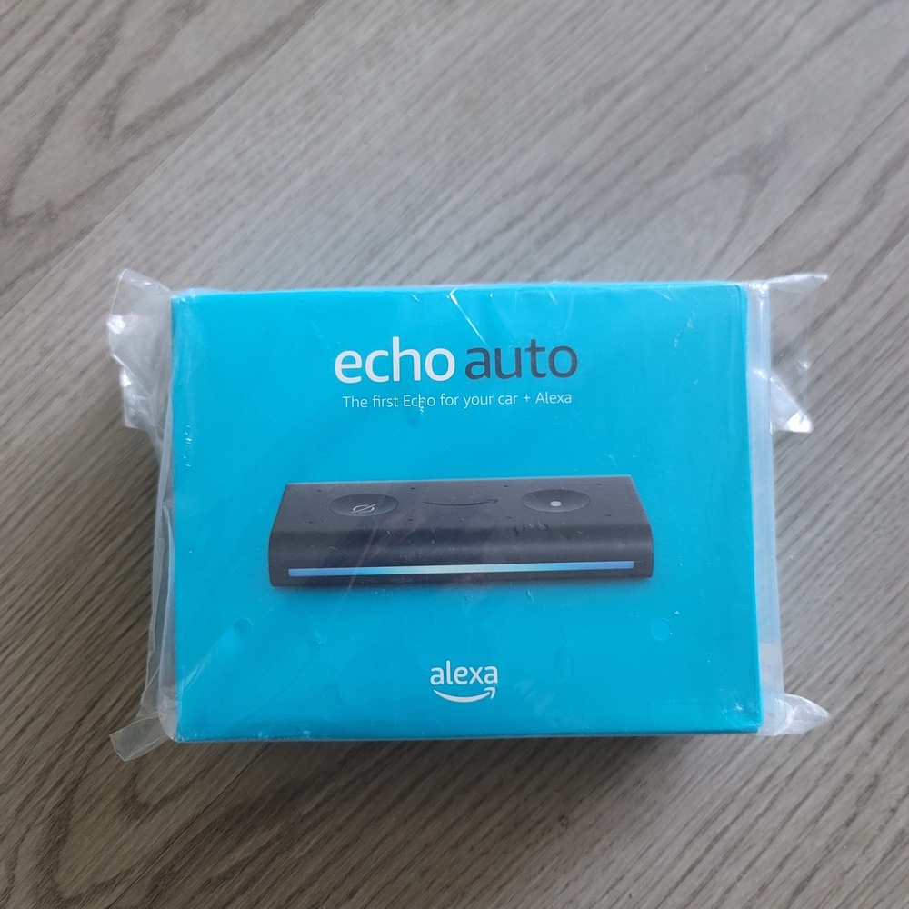 Echo Auto with Alexa - Teal and Black